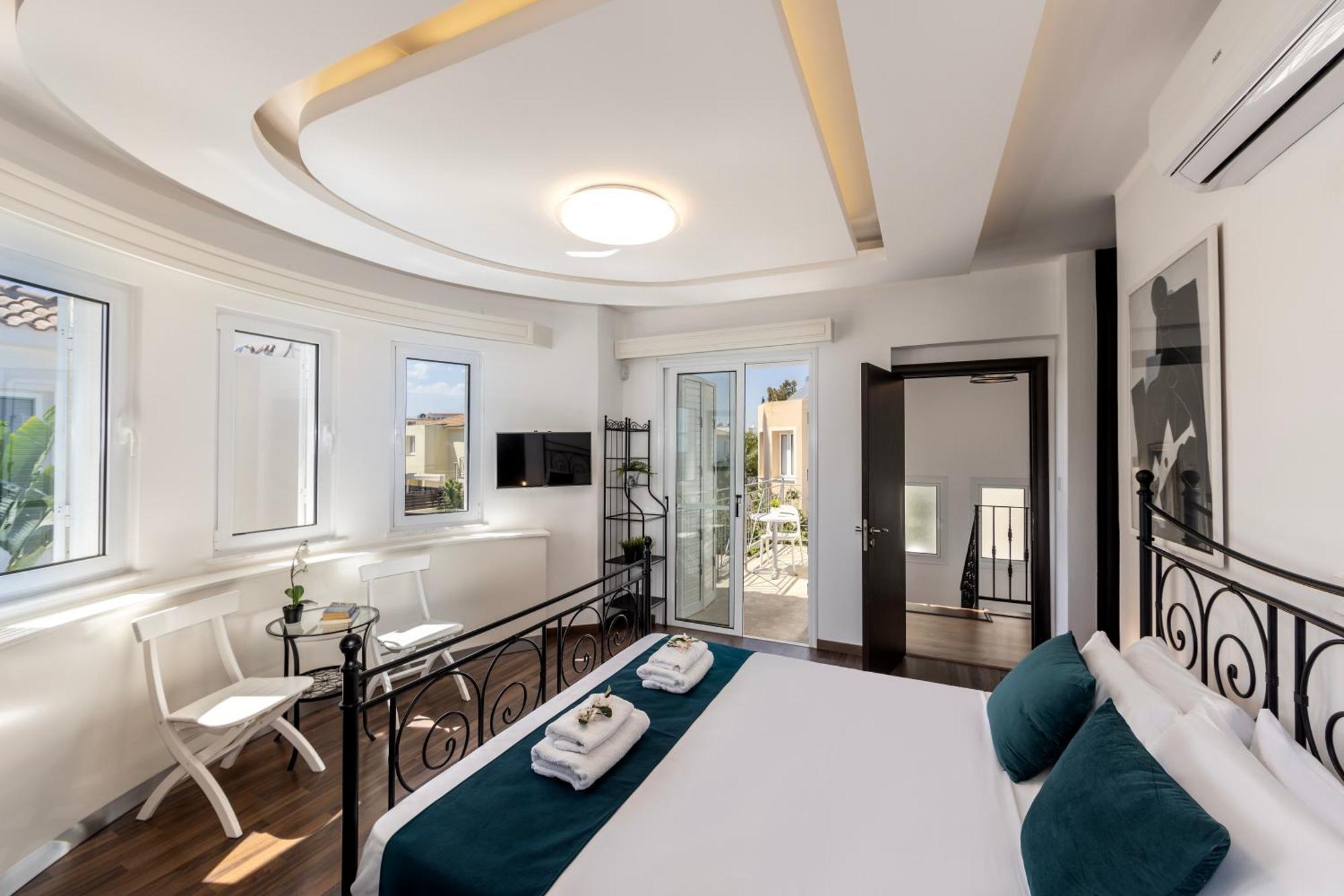 Accomoteleia Crystal Lagoon Villa プロタラス エクステリア 写真